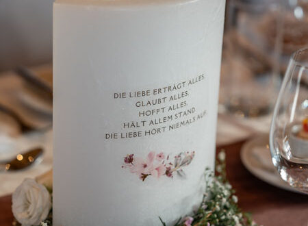 Hochzeitskerze mit liebevollem Spruch